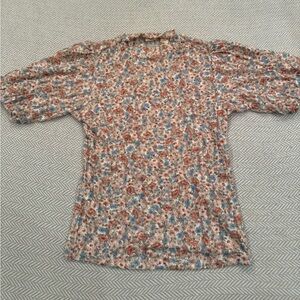 Levi’s dyed lace mock neck top with puff sleeves